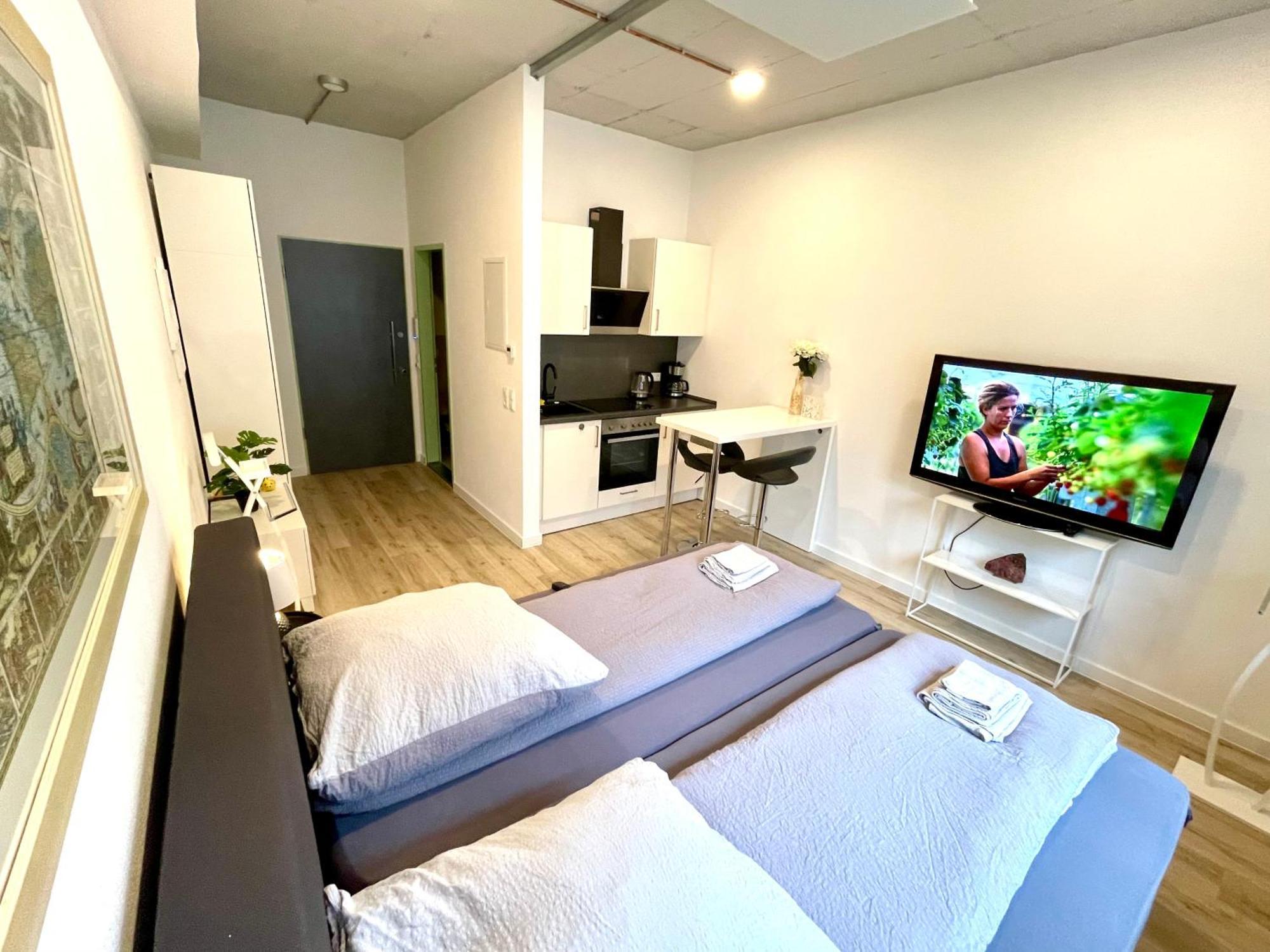 Neu Wunderschoenenes Weisses Am Schloessle Zentrum Goldstadt * Pforzheim