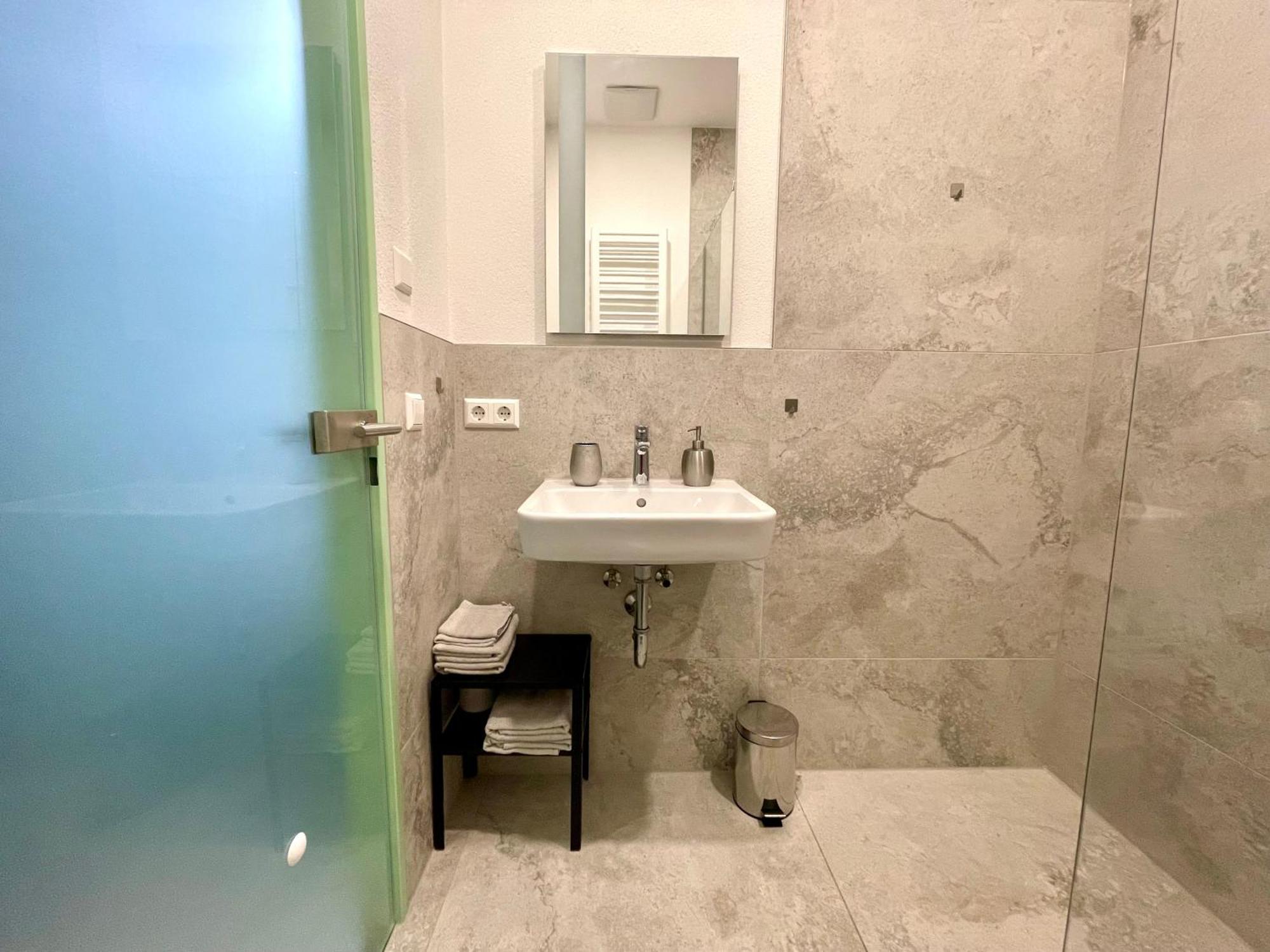 Apartment Neu Wunderschoenenes Weisses Am Schloessle Zentrum Goldstadt Pforzheim