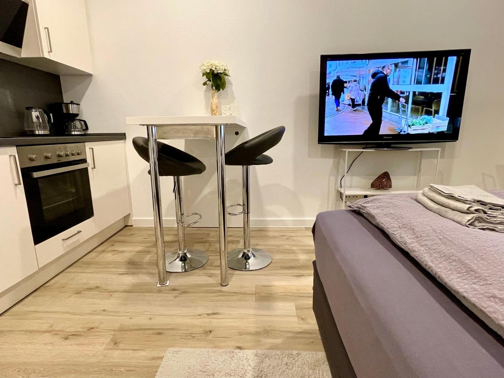 Apartment Neu Wunderschoenenes Weisses Am Schloessle Zentrum Goldstadt *