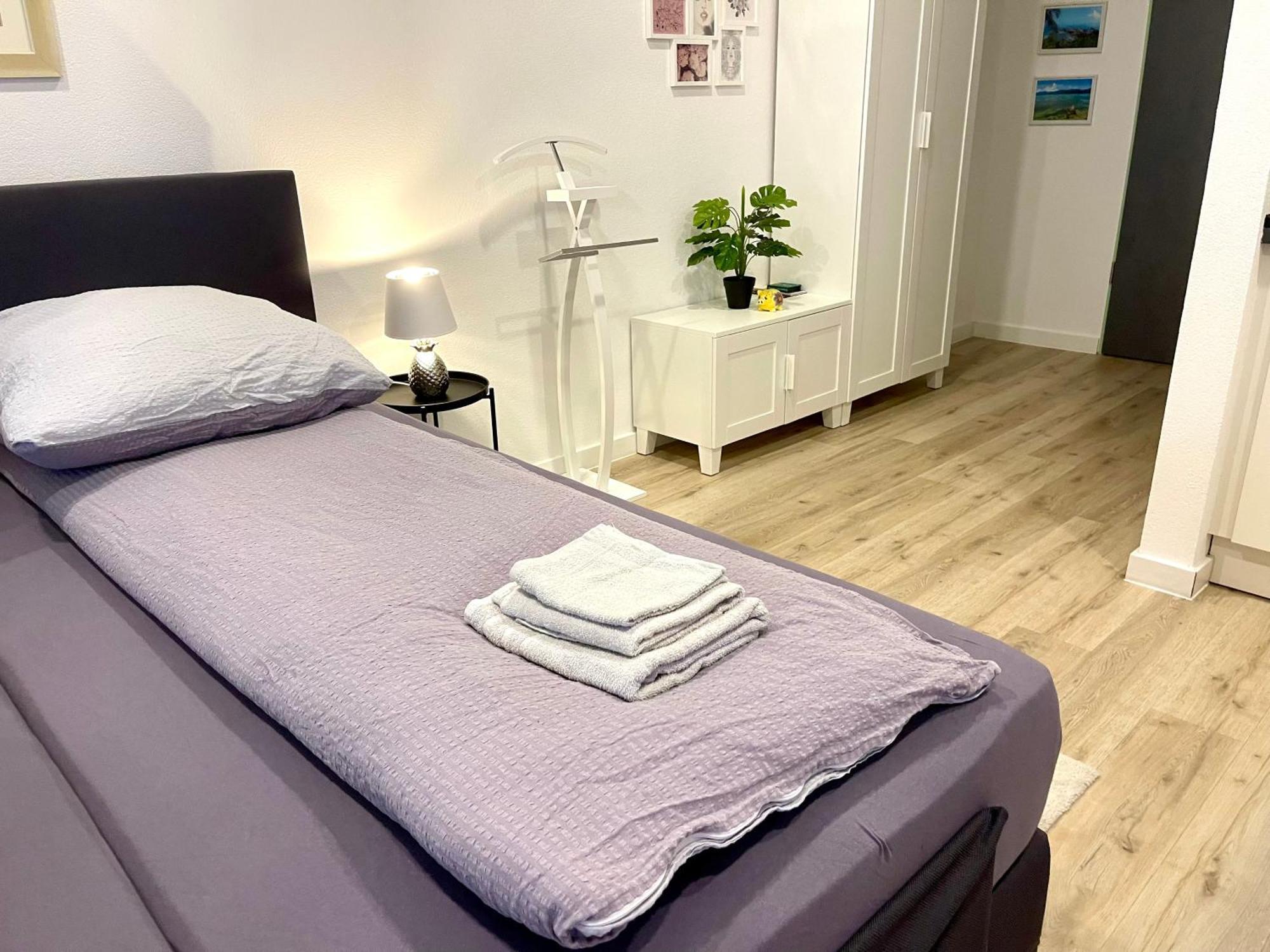 Neu Wunderschoenenes Weisses Am Schloessle Zentrum Goldstadt * Pforzheim