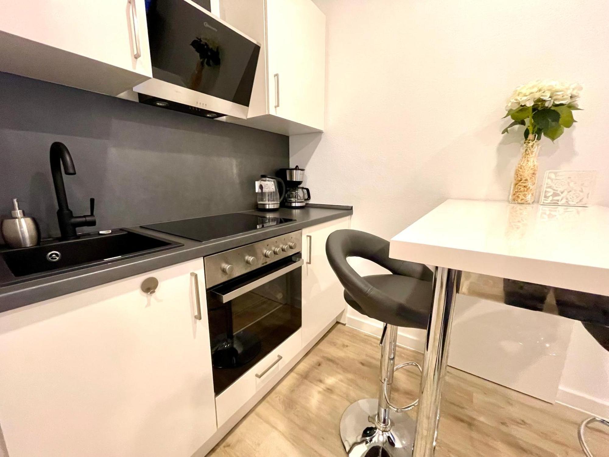 Apartment Neu Wunderschoenenes Weisses Am Schloessle Zentrum Goldstadt *